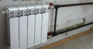 Установка биметаллических радиаторов отопления в квартире в Новоалтайске - от 2067 руб.